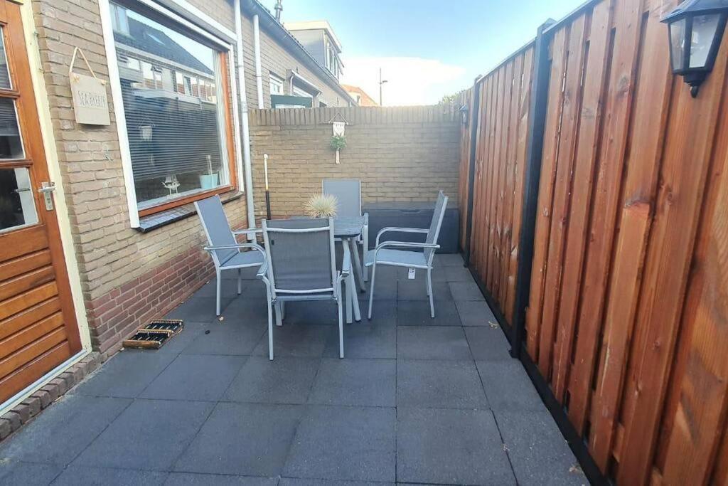 Sea Breeze Egmond aan Zee Exterior photo